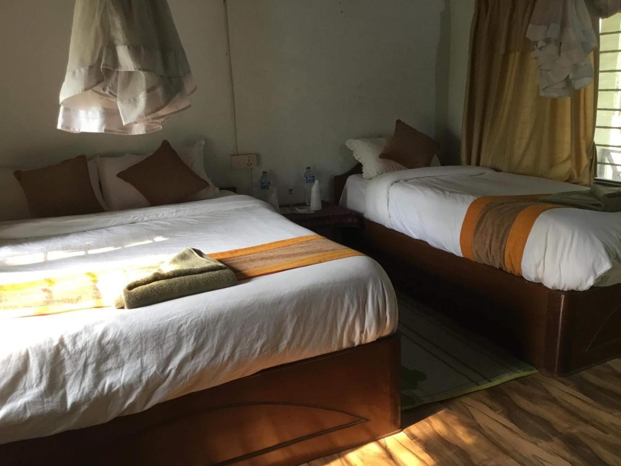 Rhino Lodge Bardia Pvt Ltd Bardiya Exterior foto