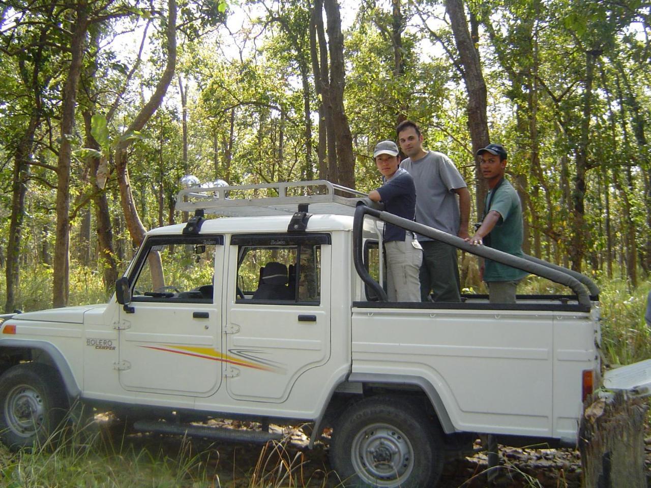 Rhino Lodge Bardia Pvt Ltd Bardiya Exterior foto