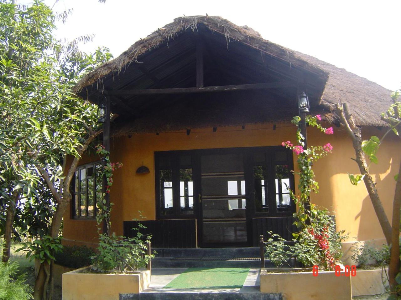 Rhino Lodge Bardia Pvt Ltd Bardiya Exterior foto
