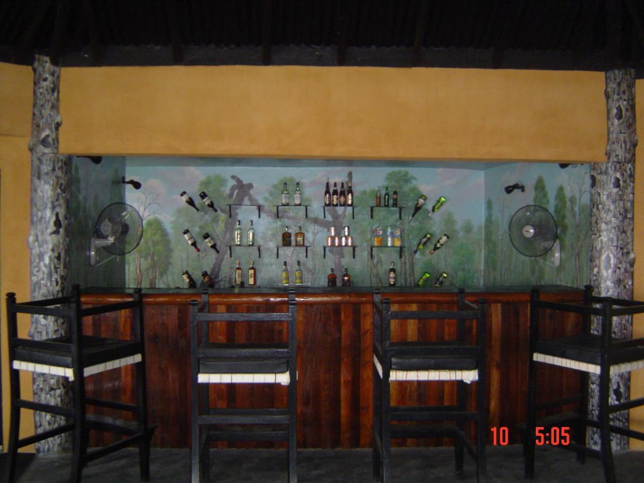 Rhino Lodge Bardia Pvt Ltd Bardiya Exterior foto