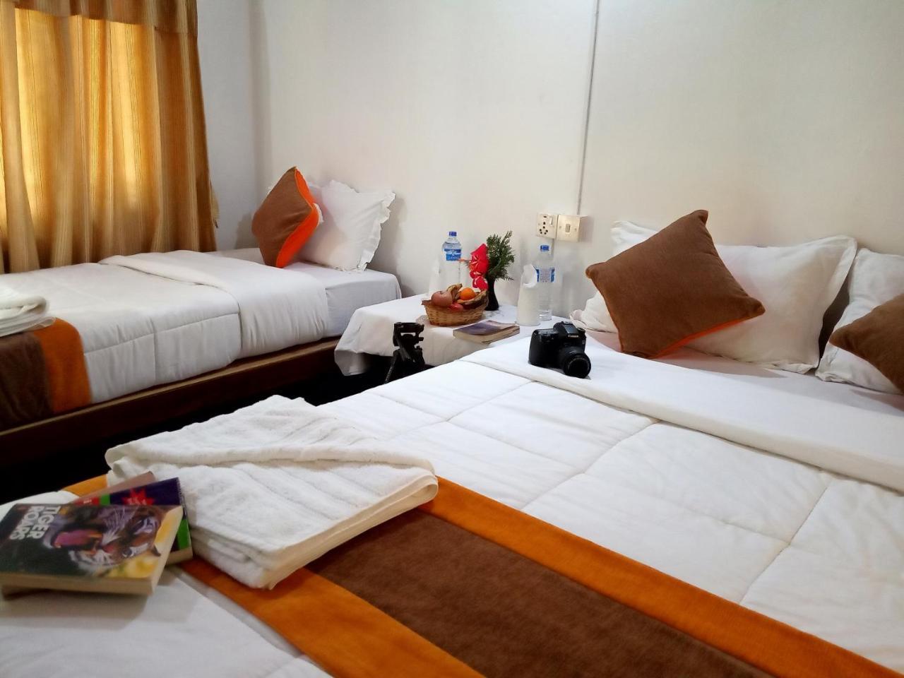 Rhino Lodge Bardia Pvt Ltd Bardiya Exterior foto